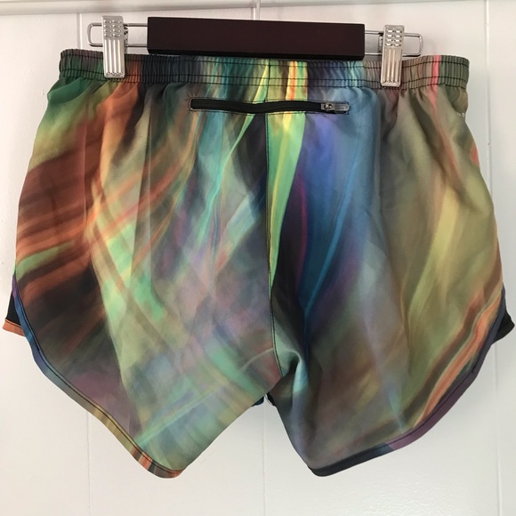 NIKE Dry Fit Shorts - Picture 2 of 5